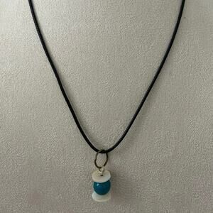 shell bead pendant necklace
